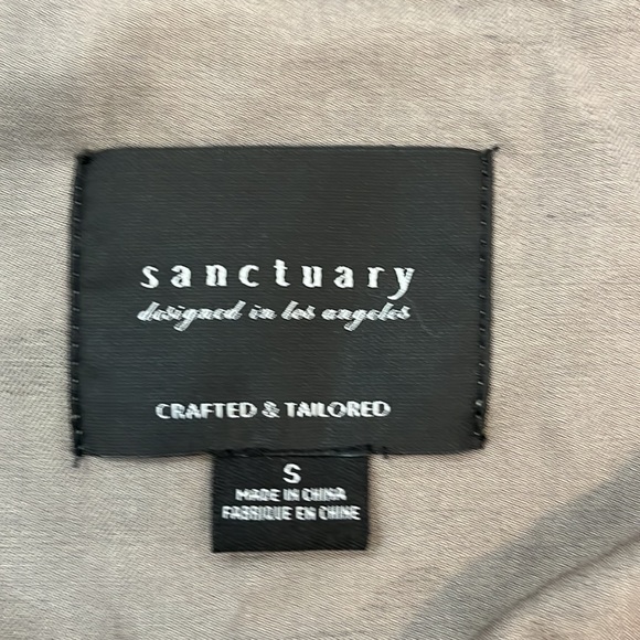 Sanctuary Camo print long sleeve button up waist length jacket with pockets M - Picture 9 of 13